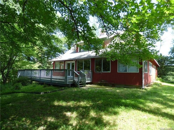 217 Pine Island Tpke