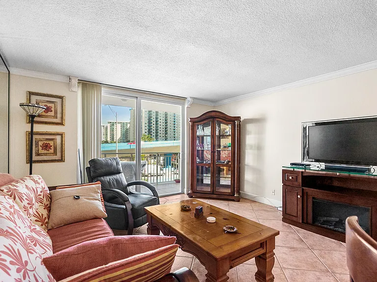 1801 S Ocean Dr #332 — Photo 5