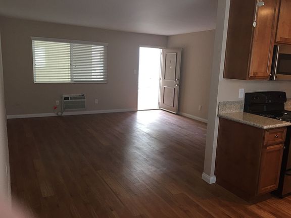 4th image of 4555 51st St #1
