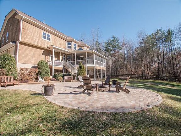 4th image of 158 Wildwood Cove Dr