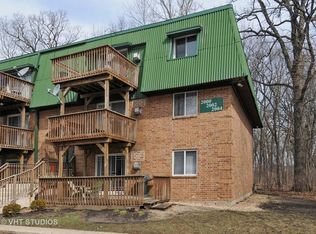 2004 Tall Oaks Dr APT 3A, Aurora, IL 60505