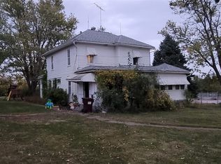 232 N 6th St, Chariton, IA 50049