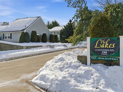 720 Putnam Pike APT 603, Smithfield, RI, 02828