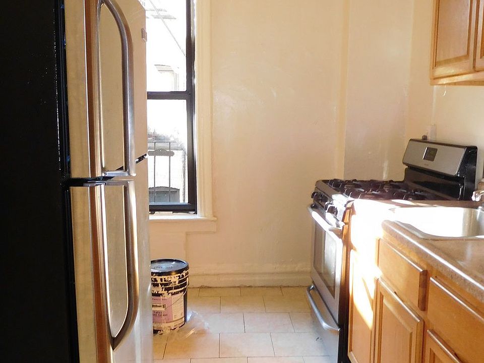 2nd image of 2401 Newkirk Ave APT 8B