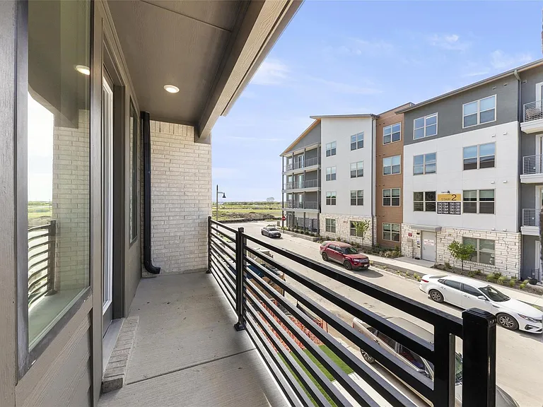 1283 Doris May Dr — Photo 12
