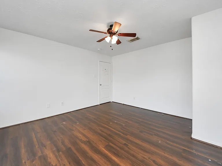 5922 Hollister Cole — Photo 36