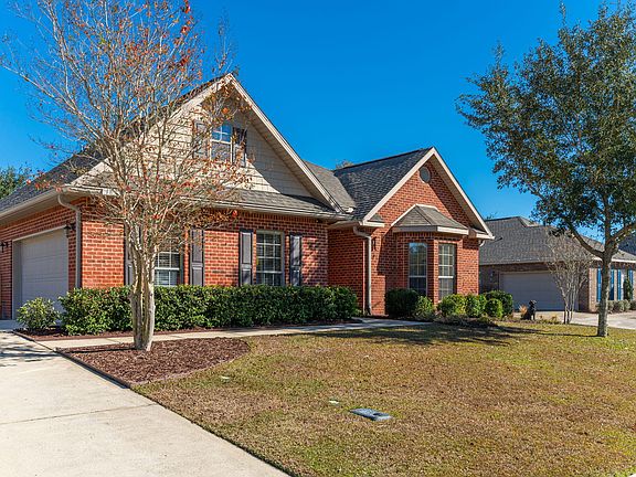 2nd image of 163 Camellia Ct