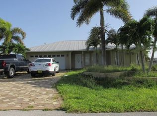 621 SW 31st Ter, Cape Coral, FL 33914