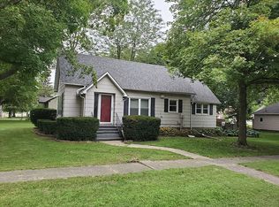 125 W Walnut St, Forrest, IL 61741