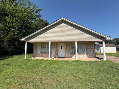 821 N Hillcrest St, Clarksville AR - Owner Finance Home