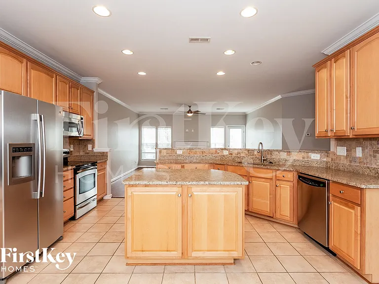 15507 Troubadour Ln — Photo 5