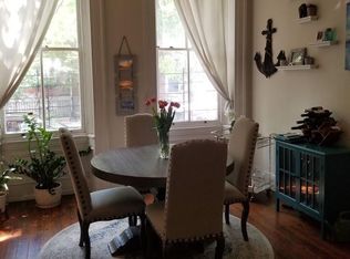 937 Spruce St #1, Philadelphia, PA 19107