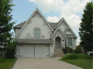 1528 W Loula St, Olathe, KS 66061