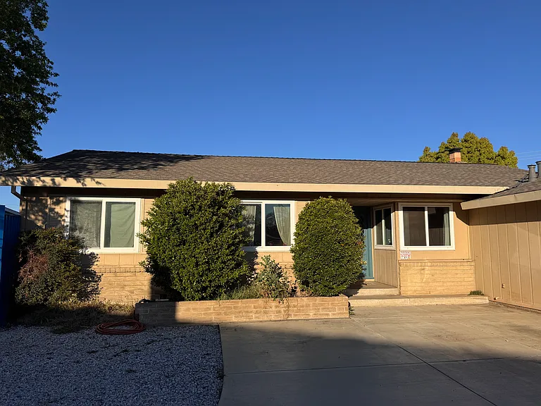 8118 Colonial Dr — Photo 3