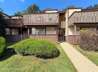 172 Timber Ridge Dr, Staten Island, NY 10306