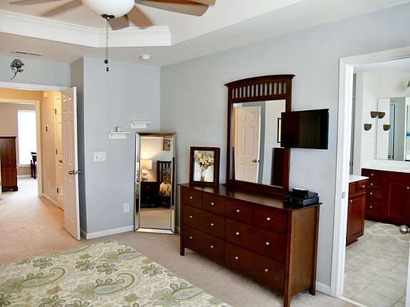 Upstairs Master Bdrm