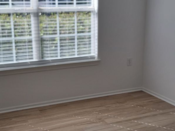 70 Foxfire Blvd #312