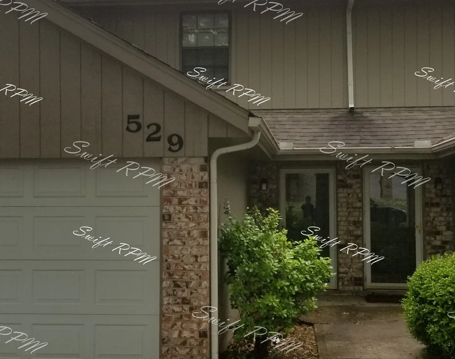 529 Northeast Churchill Street-2 - 1 — Photo 1