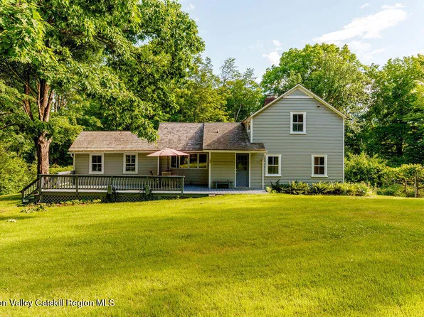 286 Manor Rock Road, Craryville, NY 12521