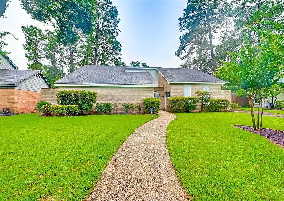 1st image of 3631 Glenpine Dr