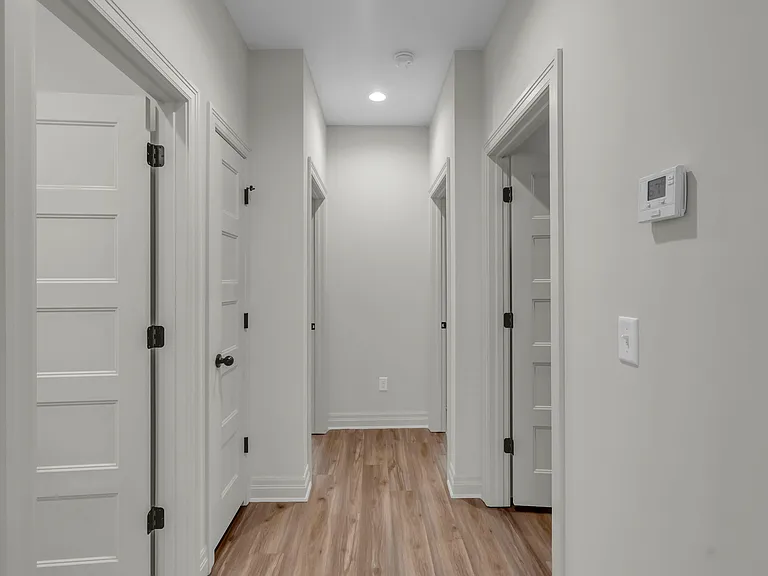 1811 E Liam Ct — Photo 5