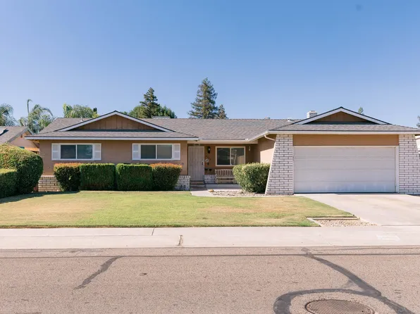 2704 W Dorothea Avenue, Visalia, CA 93277