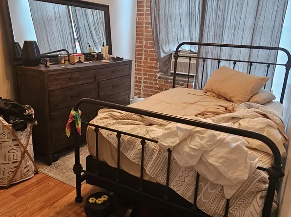 255 Mc Kibbin Street image 4 of 4