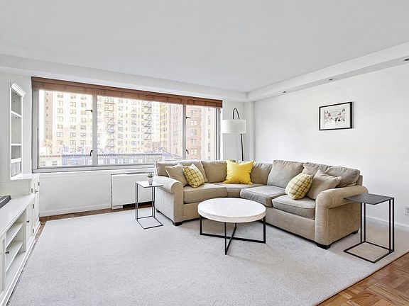 2nd image of 315 W 70th St #9F