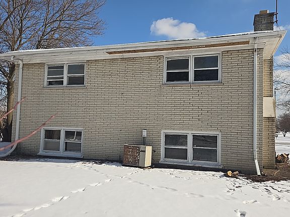 4th image of 326 S Minerva Ave