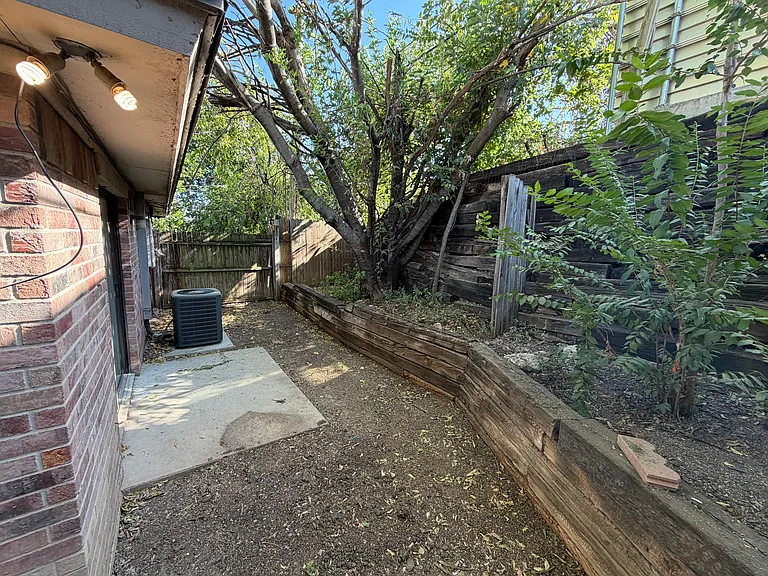 6261 Canyon Cir — Photo 16