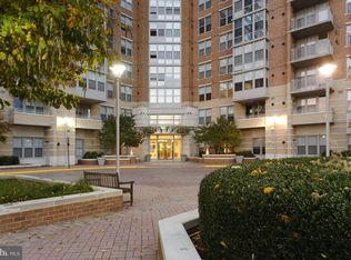 11800 Sunset Hills Rd Unit 210, Reston, VA 20190