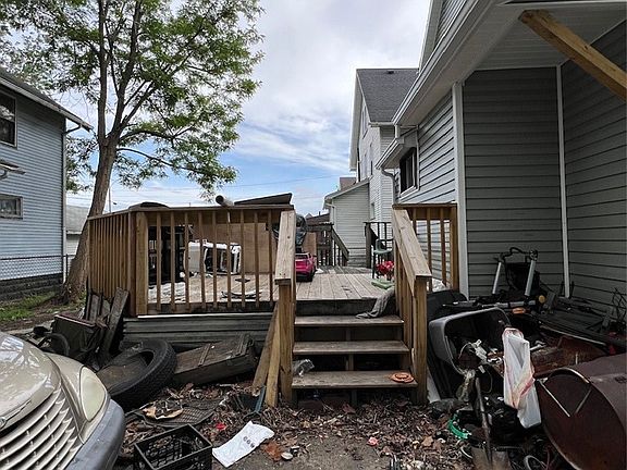4th image of 1236 Oxford Ave NW