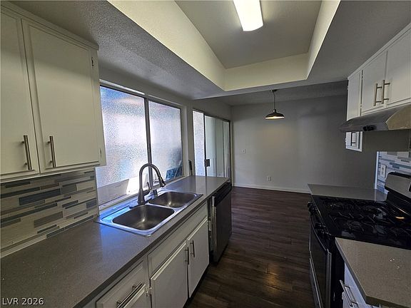 4th image of 1405 Vegas Valley Dr APT 91