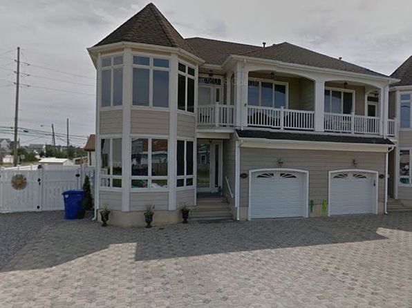 201 Harding Ave #A
