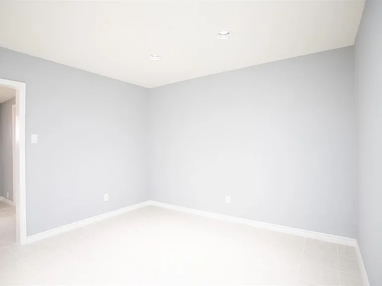 5821 Sunforest Dr — Photo 5