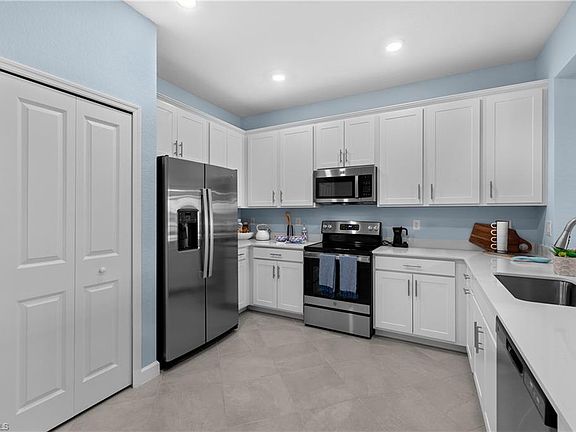 4th image of 18759 Copperhead CT N