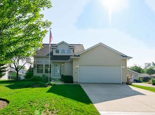 925 E Broadway Ave, Winthrop Harbor, IL