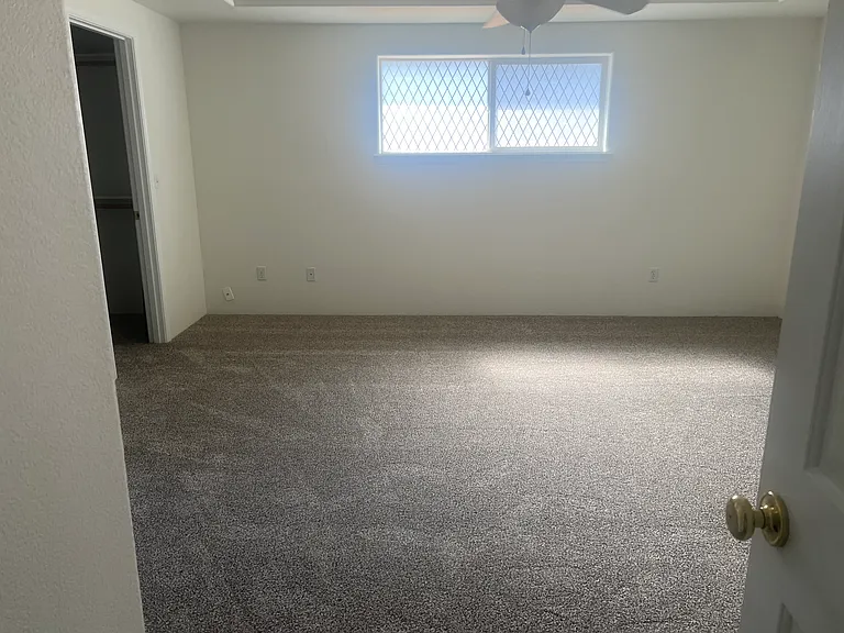 1460 Oxford Park Dr — Photo 10