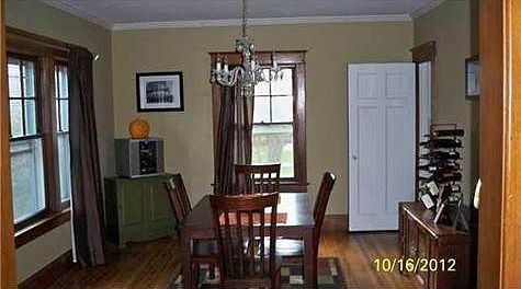 3rd image of 109 Roycroft Blvd
