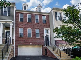 2836 Acarie Dr, Columbus, OH 43219