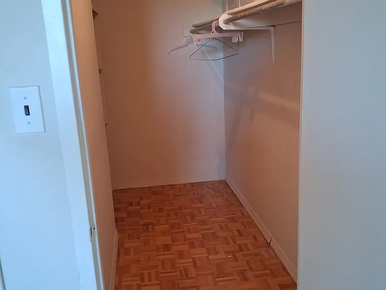 199 Hillcroft St #147 — Photo 9