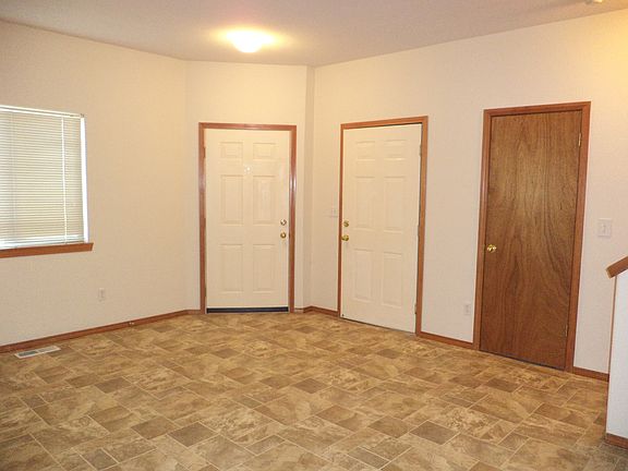 4th image of 11408 NE 30th Cir