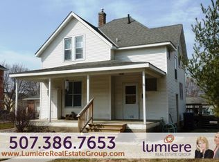 1106 N 6th St, Mankato, MN 56001