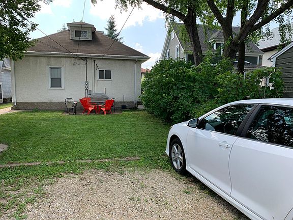 5th image of 3223 Harriet Ave S