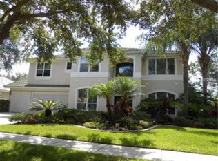 18121 Regents Square Dr, Tampa, FL 33647