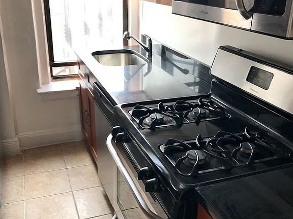 3rd image of 1158 49th Ave APT 4D