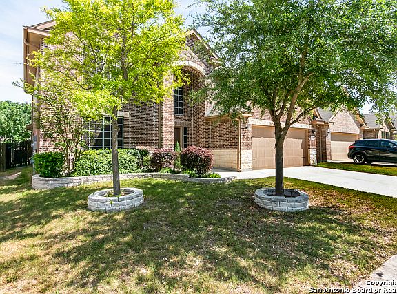 3rd image of 6406 Palmetto Way