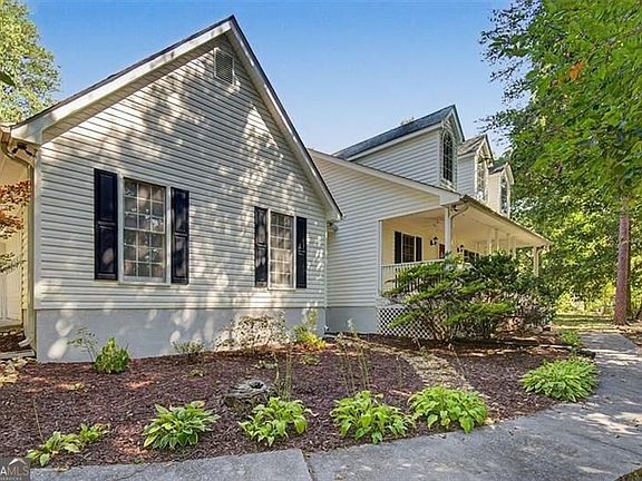2nd image of 75 Indian Hills Dr