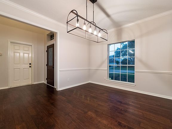 5th image of 15306 Gatesbury Dr