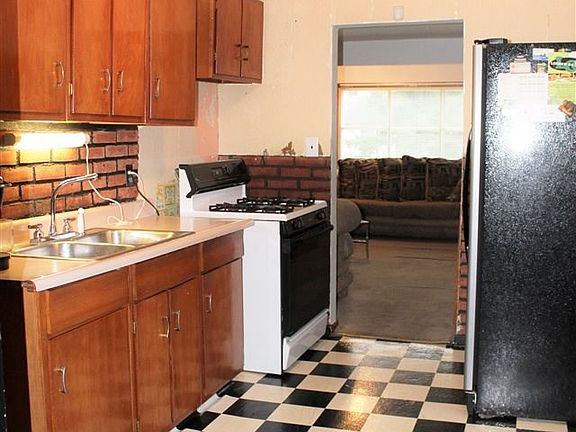 5th image of 1007 Birchwood Ave